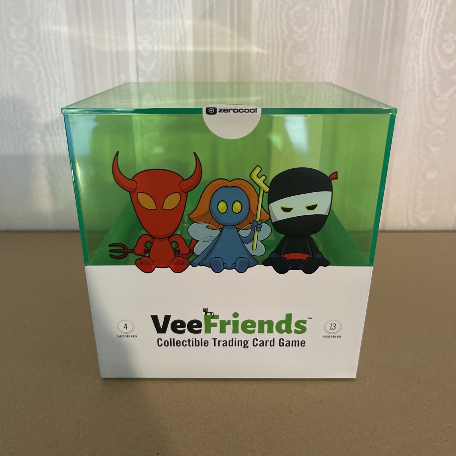 VeeFriends Series 2 Compete & Collect Trading Cards Sealed Box - Green Debut VeeFriends Series 2 Compete & Collect Trading Cards Sealed Box - Green Debut