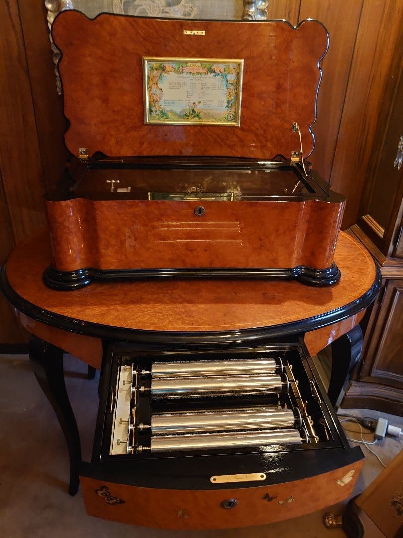 Reuge cylinder music box Reuge cylinder music box