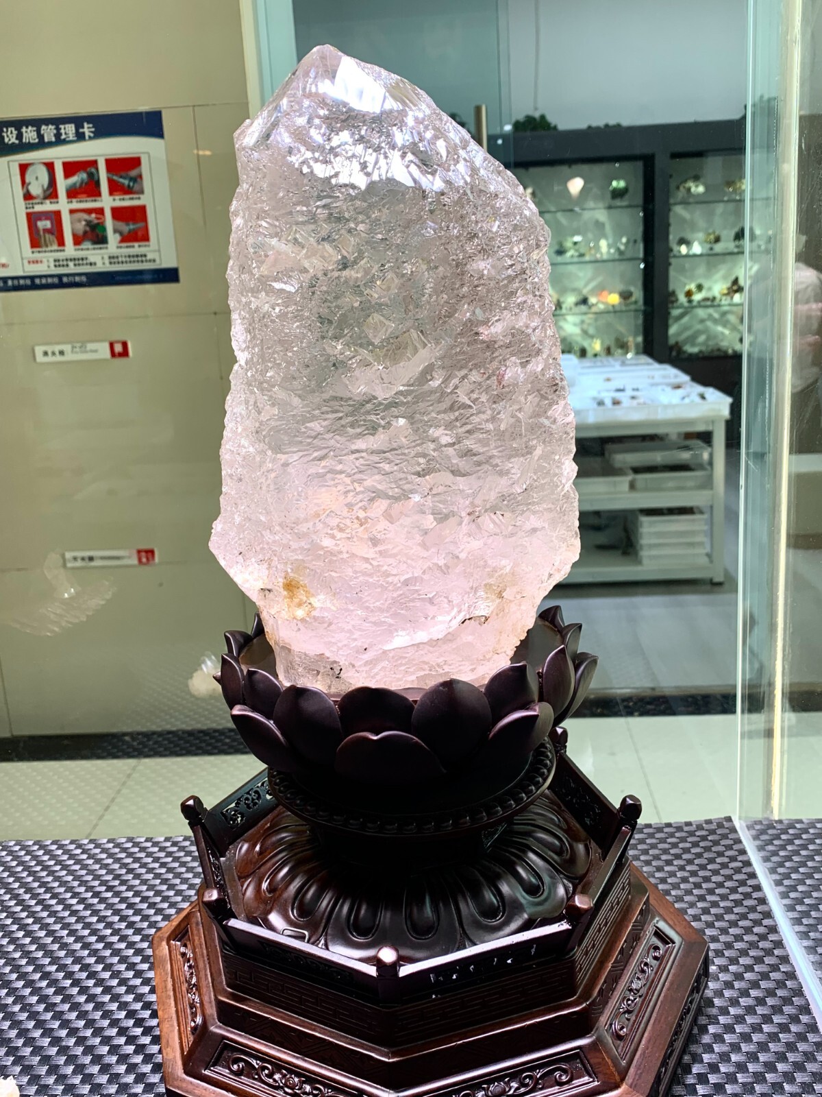 20LB TOP Natural rare clear Quartz Crystal Himalayan mineral specimen collect 20LB TOP Natural rare clear Quartz Crystal Himalayan mineral specimen collect