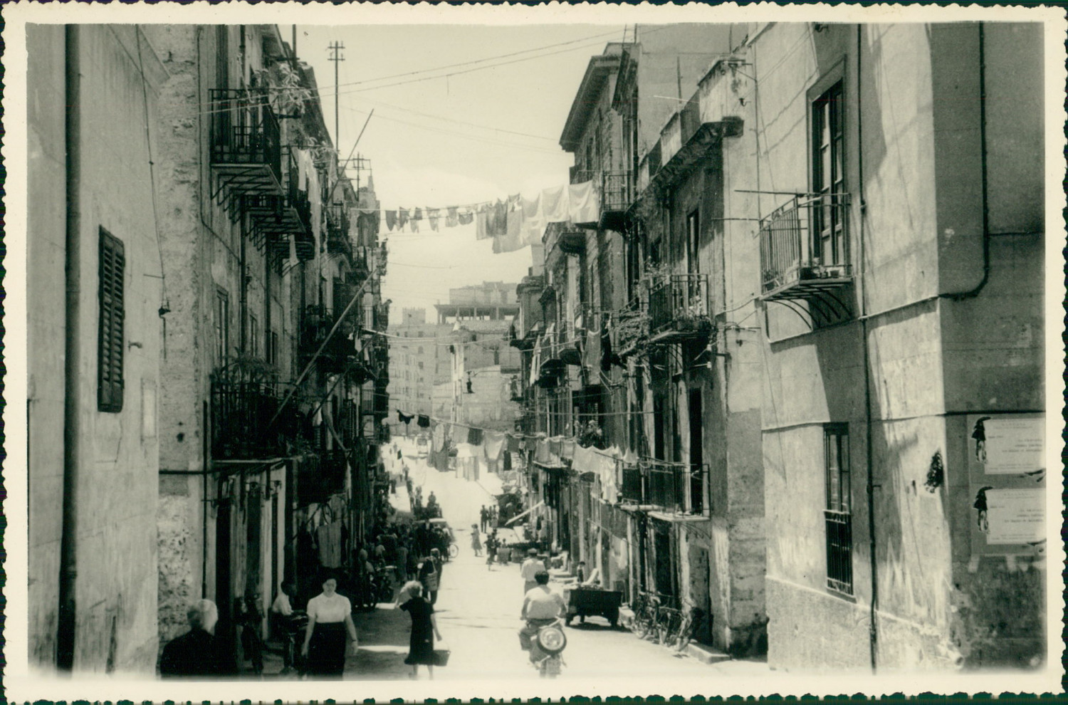 Italy, Palermo, 1954 Vintage silver print. Italy. 12x18 Silver Print Italy, Palermo, 1954 Vintage silver print. Italy. 12x18 Silver Print