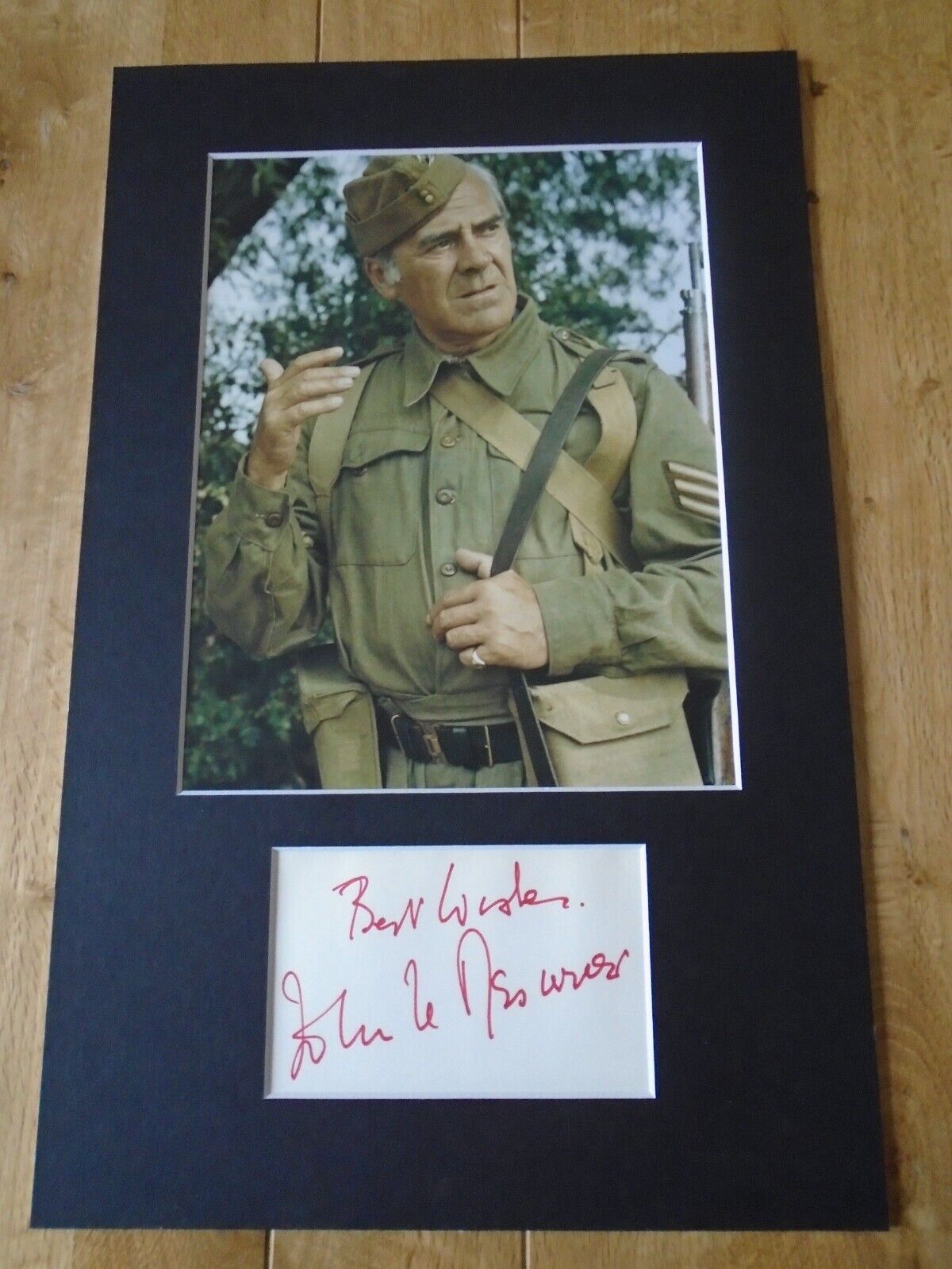 John Le mesurier Dads Army Genuine Signed Authentic  Autograph - UACC / AFTAL.
