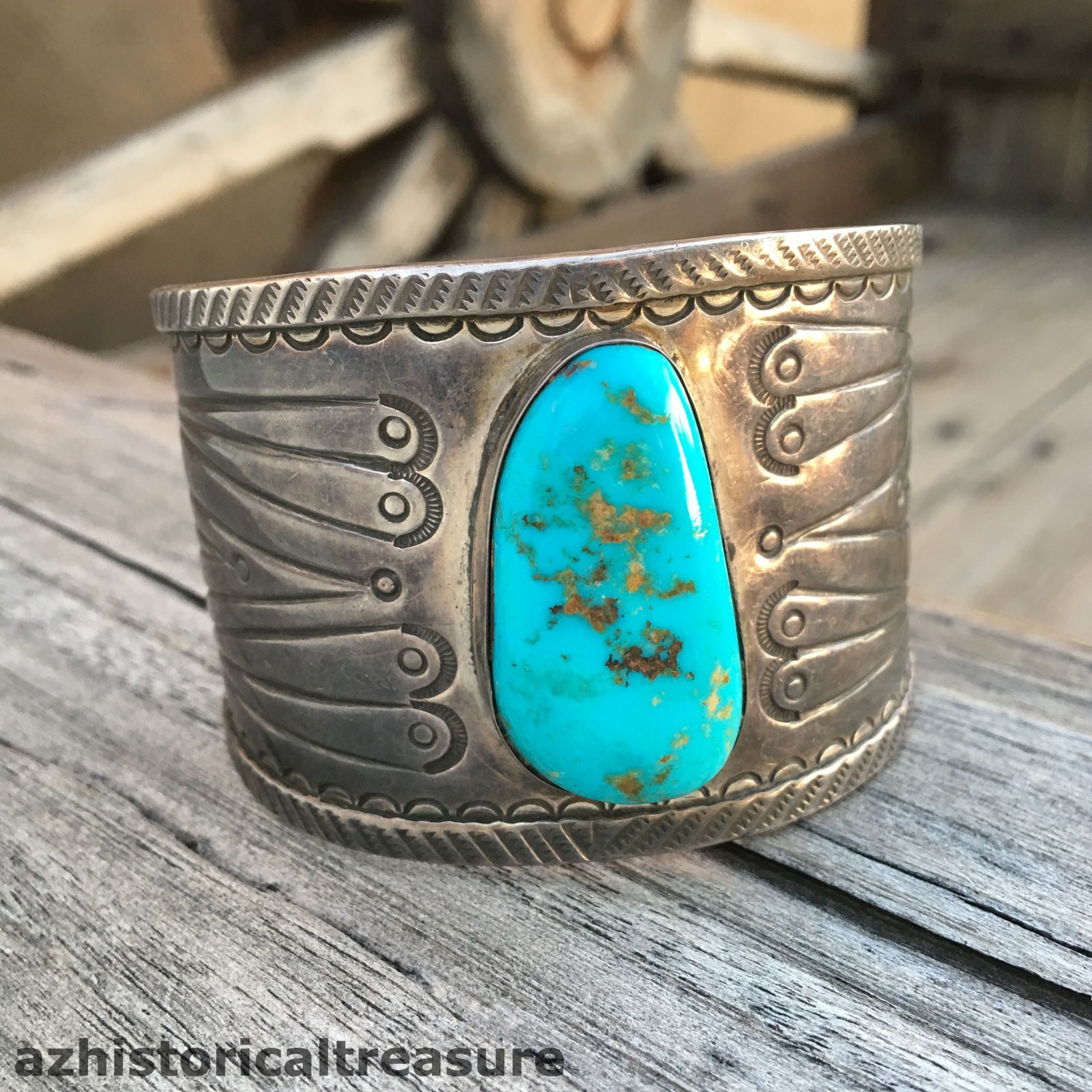 AMBROSE ROANHORSE - NAVAJO HANDMADE STERLING SILVER & TURQUOISE CUFF BRACELET AMBROSE ROANHORSE - NAVAJO HANDMADE STERLING SILVER & TURQUOISE CUFF BRACELET