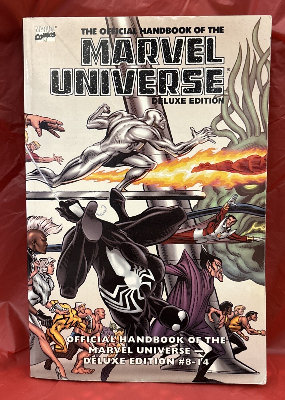 Marvel Universe (2006, Trade Paperback, Deluxe) Used Marvel Universe (2006, Trade Paperback, Deluxe) Used