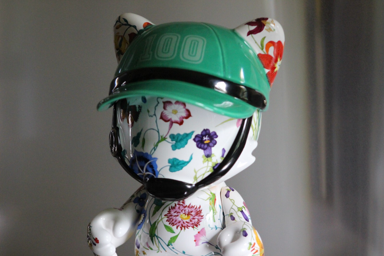 Superplastic x Gucci Porcelain Sculpture SuperGucci SuperJanky Statue #255/500 Superplastic x Gucci Porcelain Sculpture SuperGucci SuperJanky Statue #255/500