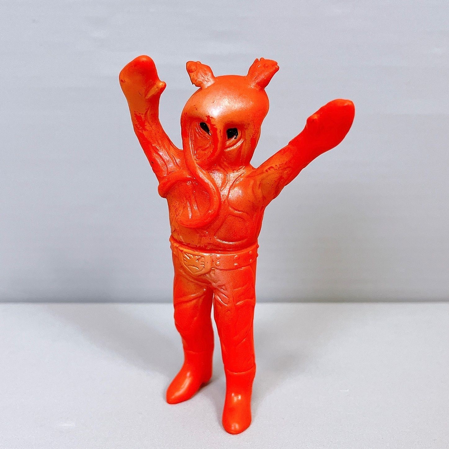 [Super valuable] Mini soft vinyl from that time Phantom Aconite Kamen Rider