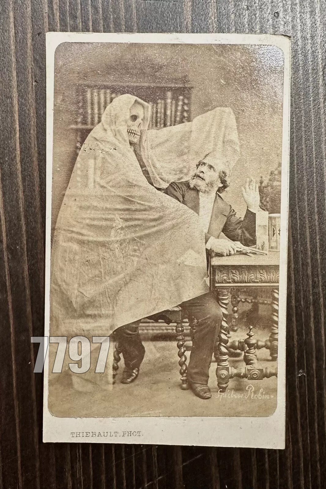 Very Rare Spirit Photo 1860s CDV - Grinning Skull Ghost Photography Mumler Int Very Rare Spirit Photo 1860s CDV - Grinning Skull Ghost Photography Mumler Int