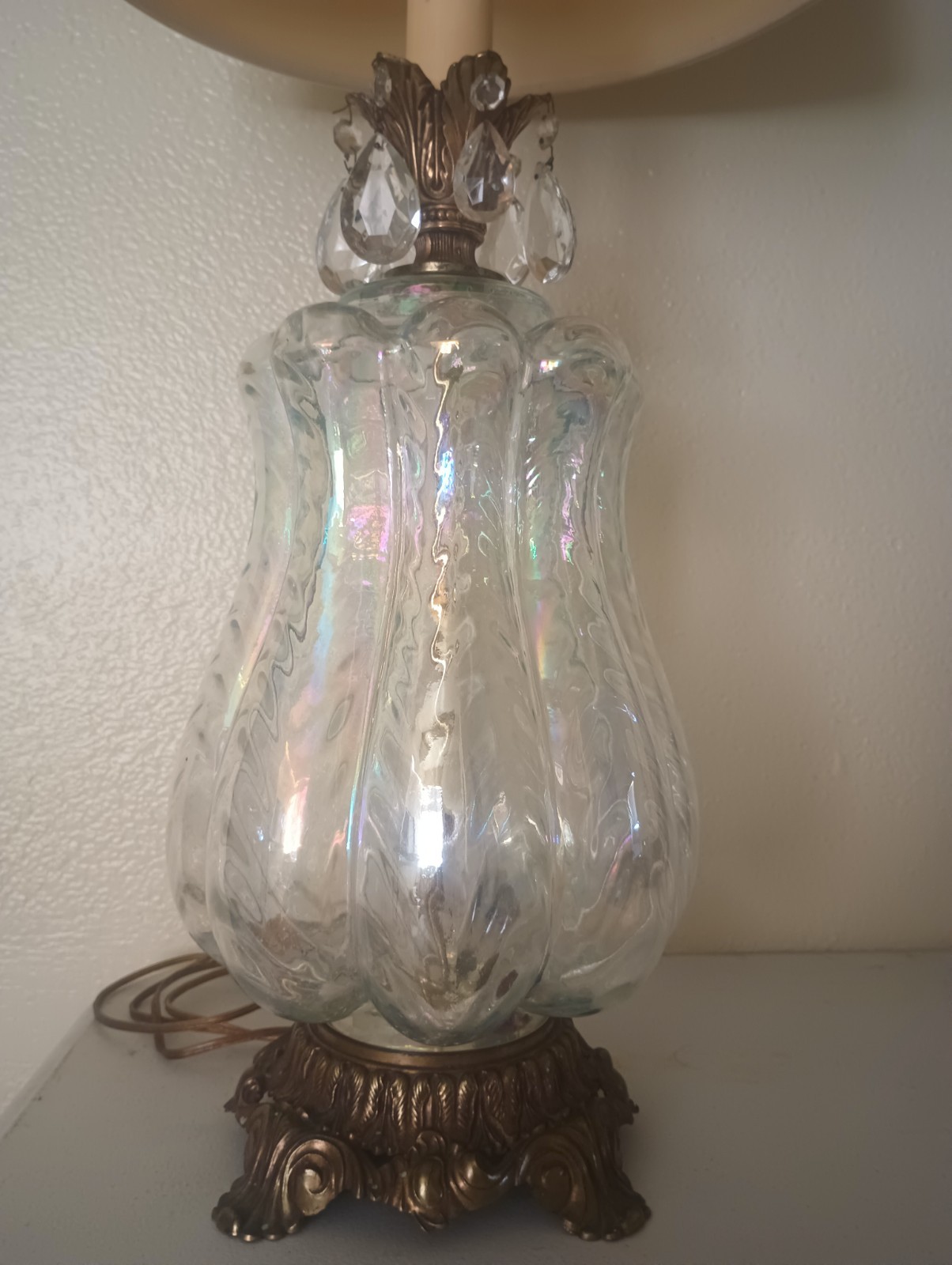 Hollywood Regency Vintage Lamp Elegant Beautiful Mid Century Style Brass Metal Hollywood Regency Vintage Lamp Elegant Beautiful Mid Century Style Brass Metal