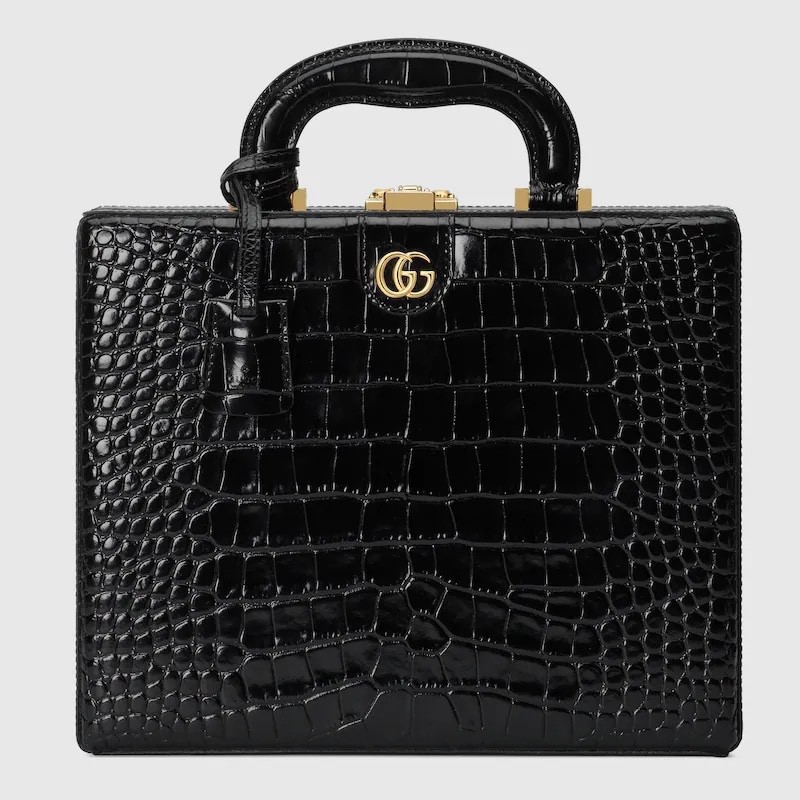 Gucci Poker Set with Crocodile Case Extremely Rare Collectible MSRP $38850 Gucci Poker Set with Crocodile Case Extremely Rare Collectible MSRP $38850