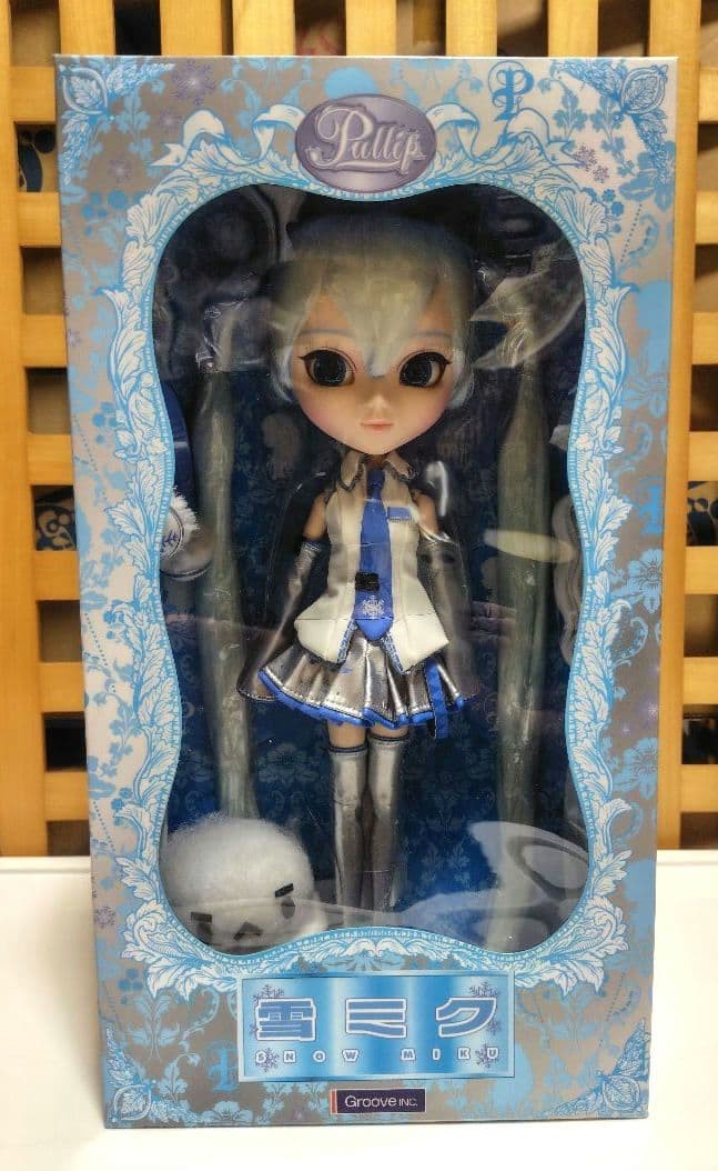 Miku Pullip Yuki Miku Snow Miku Pullip Genuine Poor Condition Item Miku Pullip Yuki Miku Snow Miku Pullip Genuine Poor Condition Item