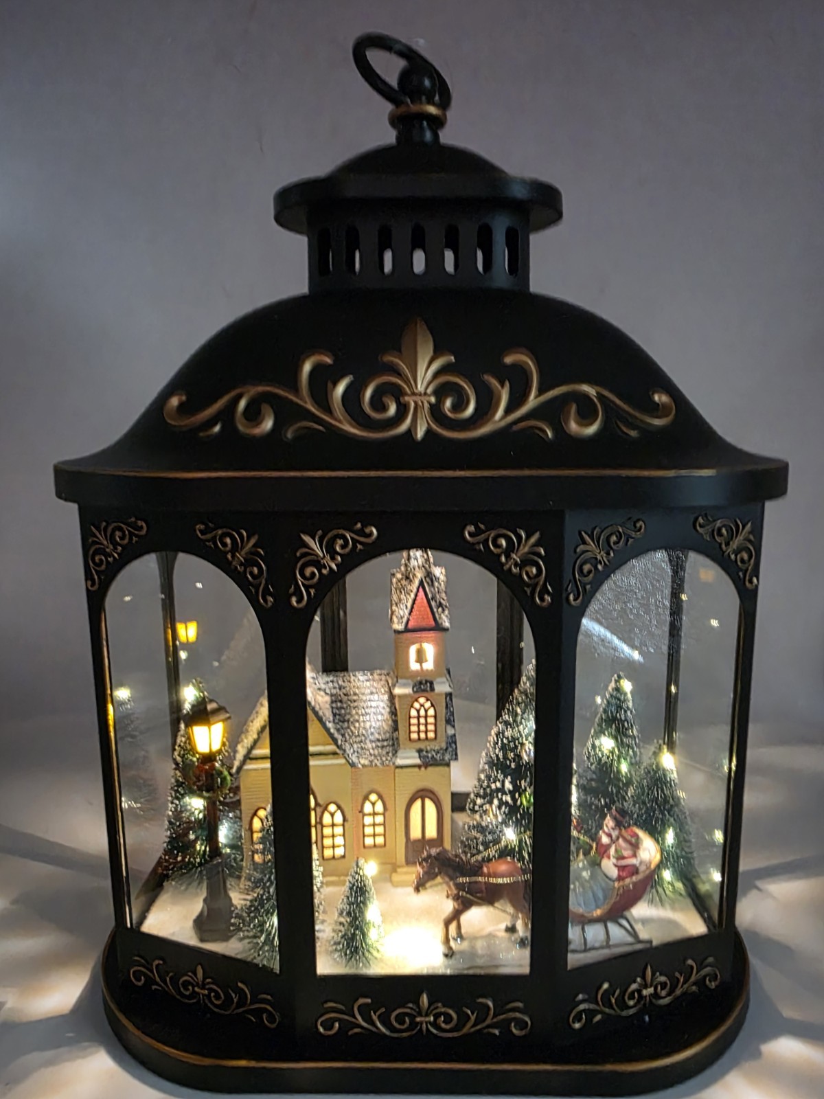 18” Lighted Mr Christmas Large Lantern Carolers Horse Carriage Valerie Parr Hill
