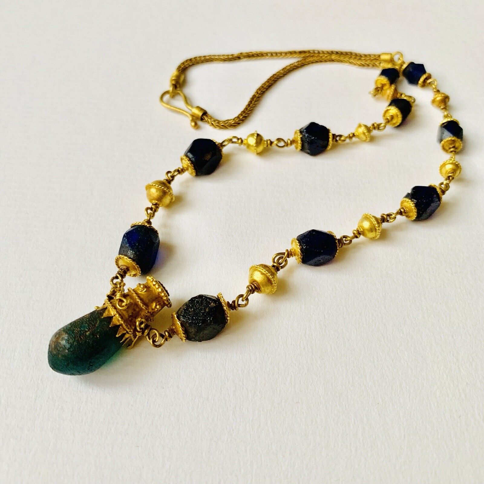 BEAUTIFUL Ancient Roman Gold Pendant Necklace With Green And Blue Glass Beads