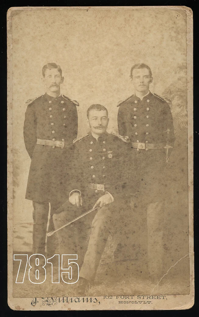 J. Williams Boudoir Cabinet Card HONOLULU RIFLES Soldier Rare 1880s Hawaii Photo J. Williams Boudoir Cabinet Card HONOLULU RIFLES Soldier Rare 1880s Hawaii Photo