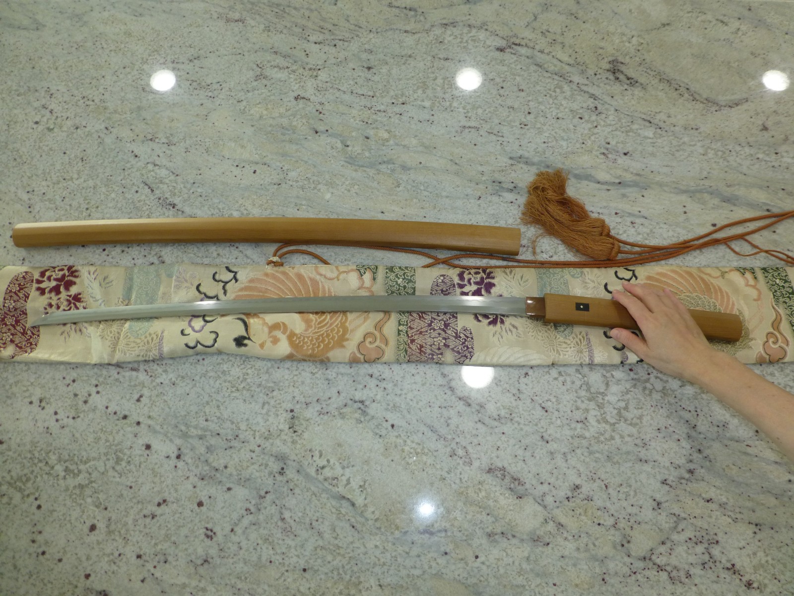 Antique 16C Genuine Japanese Tamahagane Hand Fold Steel Katana Sword Nice Hamon Antique 16C Genuine Japanese Tamahagane Hand Fold Steel Katana Sword Nice Hamon