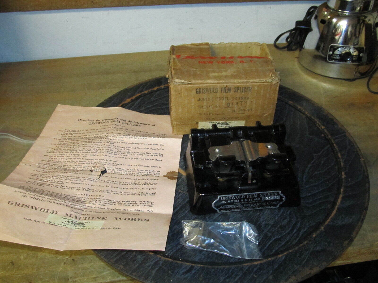 Vintage Griswold JR. 8 & 16 mm Film Splicer in Original Box, Neumade Products. 