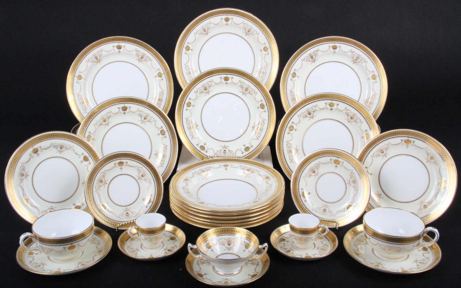 Enormous Antique Tiffany Minton, England Gilded Dinner Service, 153 pieces Enormous Antique Tiffany Minton, England Gilded Dinner Service, 153 pieces
