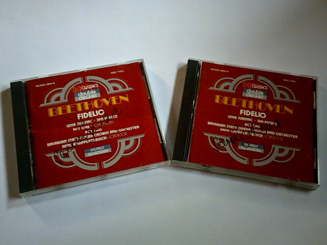 2 CD MC Classics CD - Beethoven Fidelio - Signed / Signed by Sena Jurinac 2 CD MC Classics CD - Beethoven Fidelio - Signed / Signed by Sena Jurinac