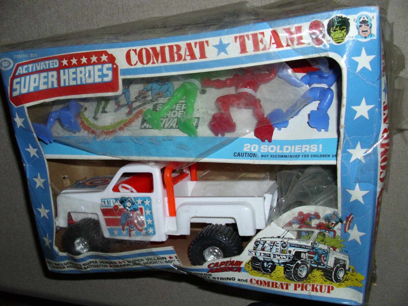 MARVEL SECRET WARS PLAYSET 1982 SUPER HEROES RARE MARVEL AVENGERS NEW MIB 1982 MARVEL SECRET WARS PLAYSET 1982 SUPER HEROES RARE MARVEL AVENGERS NEW MIB 1982