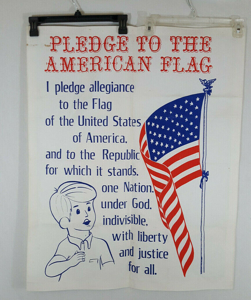 Extremely Rare Pledge Of Allegiance School House Cloth Poster Flag 1940s