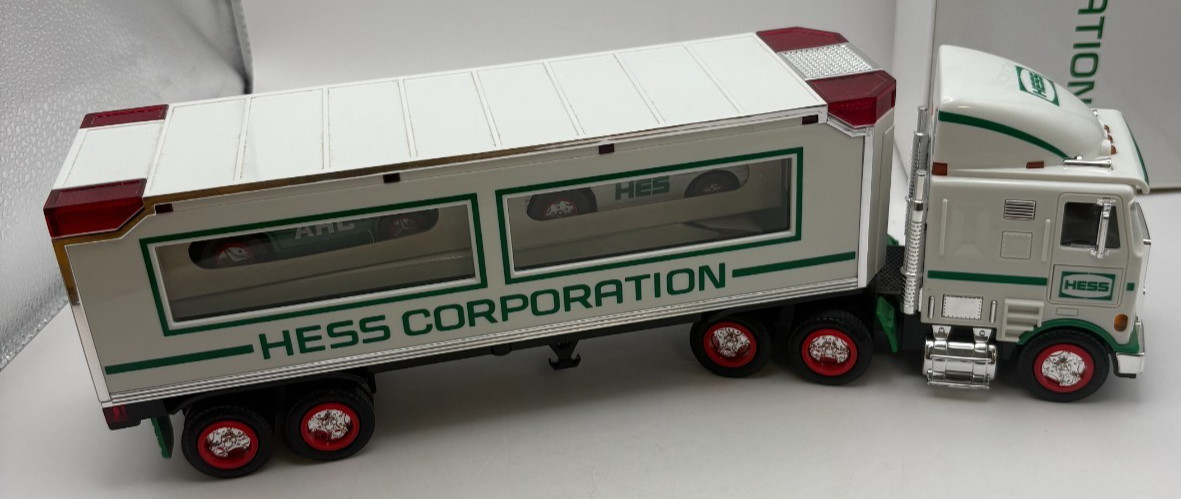 RARE 2006 HESS NYSE STOCK EXCHANGE CORPORATE NAME CHANGE TRUCK SET RARE 2006 HESS NYSE STOCK EXCHANGE CORPORATE NAME CHANGE TRUCK SET