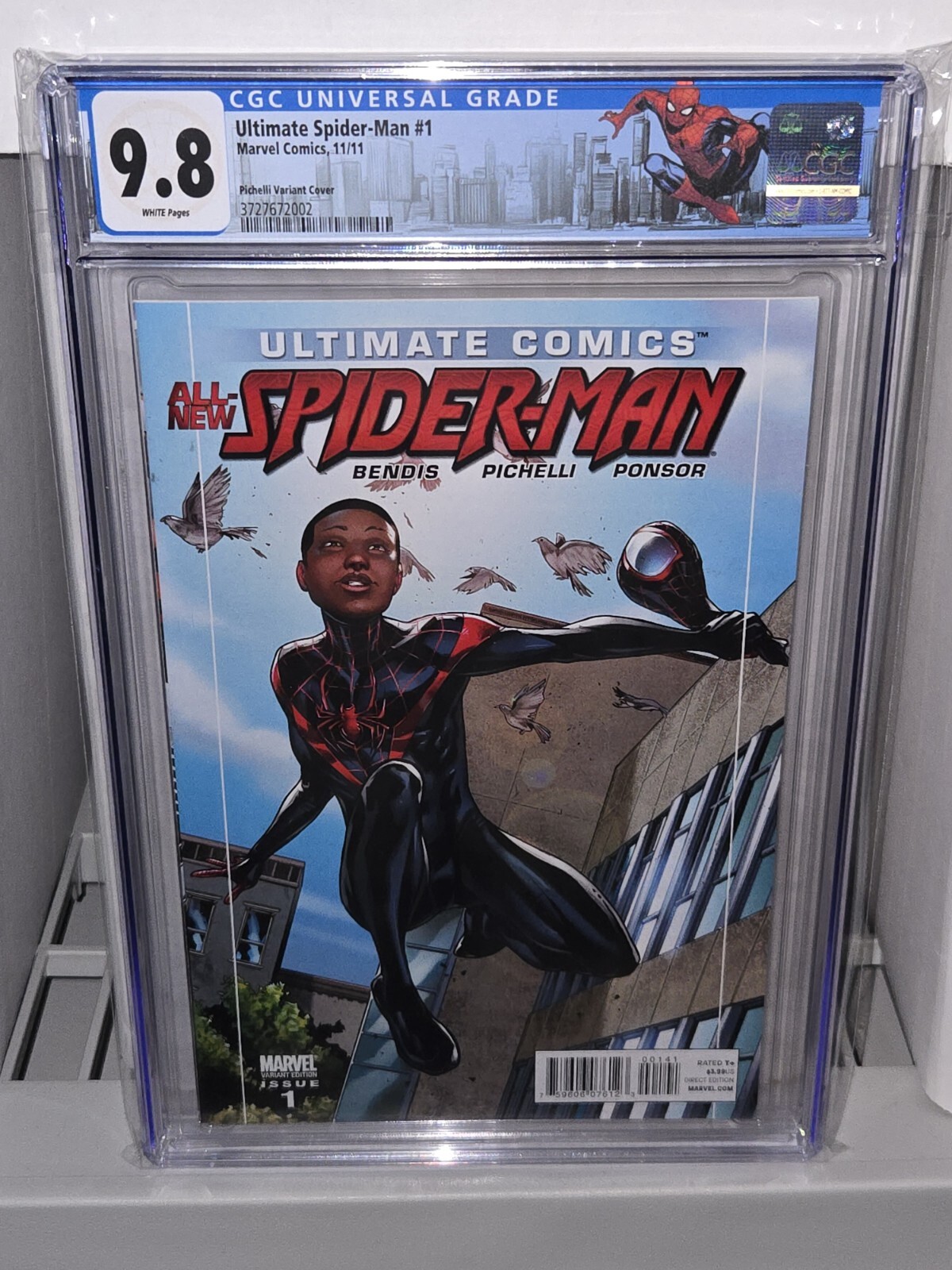 Ultimate Spider-Man #1 Pichelli Variant CVR Comic CGC Universal Grade Comic 9.8