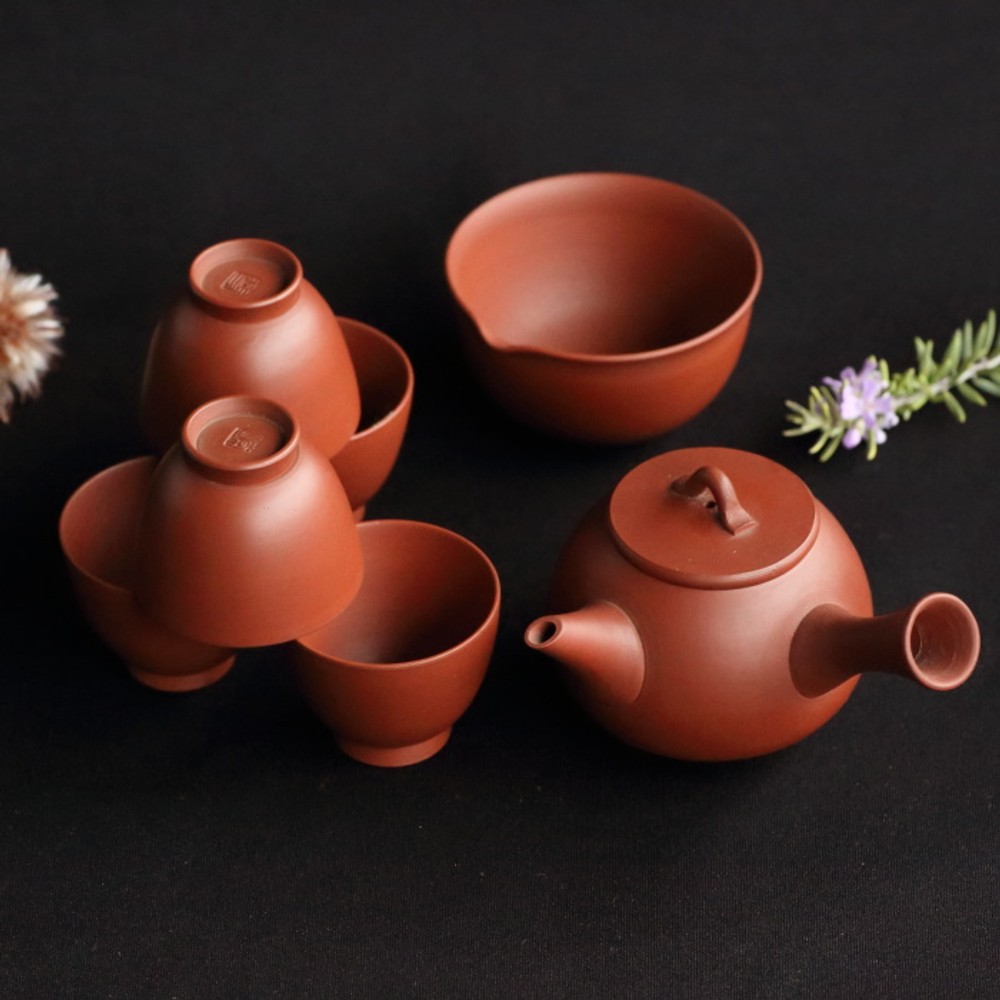 Yamada Jozan II Tokoname Red Clay Kyusu Tea Set with Paulownia Box Teapot 100ml Yamada Jozan II Tokoname Red Clay Kyusu Tea Set with Paulownia Box Teapot 100ml