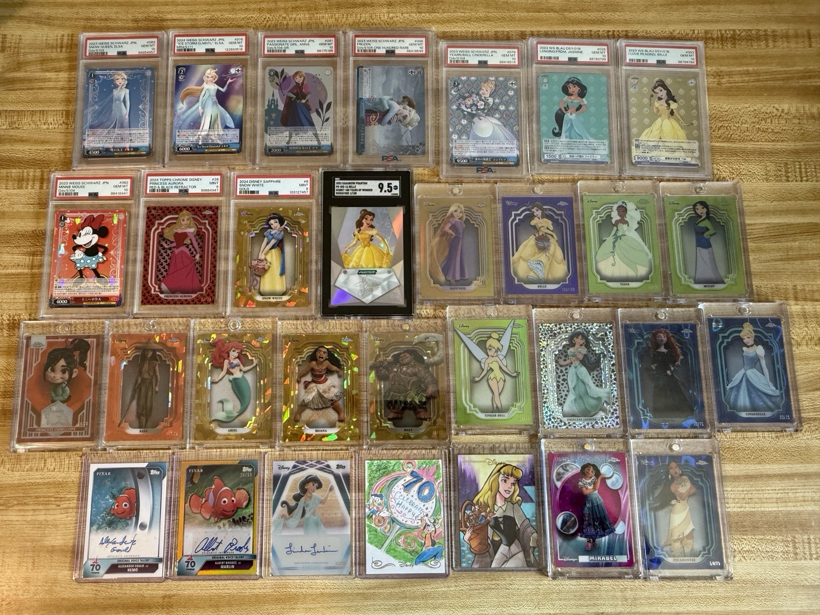 2023-2026 Topps Chrome Disney PRINCESS / Mickey Mouse Lot 36 Cards VERY RARE 2023-2026 Topps Chrome Disney PRINCESS / Mickey Mouse Lot 36 Cards VERY RARE