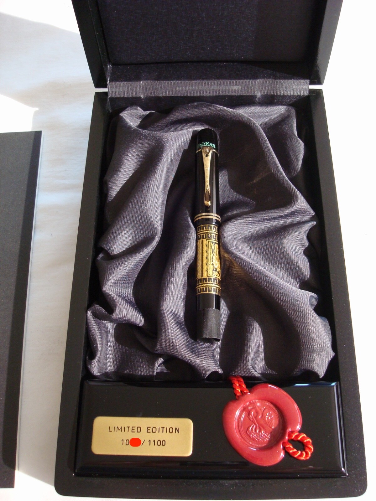 Pelikan 1931 Toledo Limited Ed - Original Of Their Time - F Nib - Full Set - NOS Pelikan 1931 Toledo Limited Ed - Original Of Their Time - F Nib - Full Set - NOS