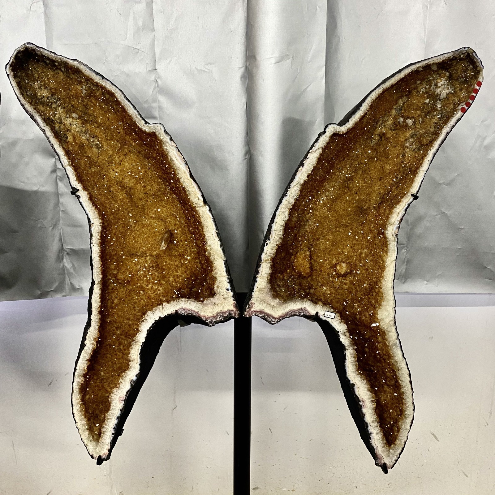 255LB Top natural citrine churches, cathedrals, and earth butterfly wings- 255LB Top natural citrine churches, cathedrals, and earth butterfly wings-