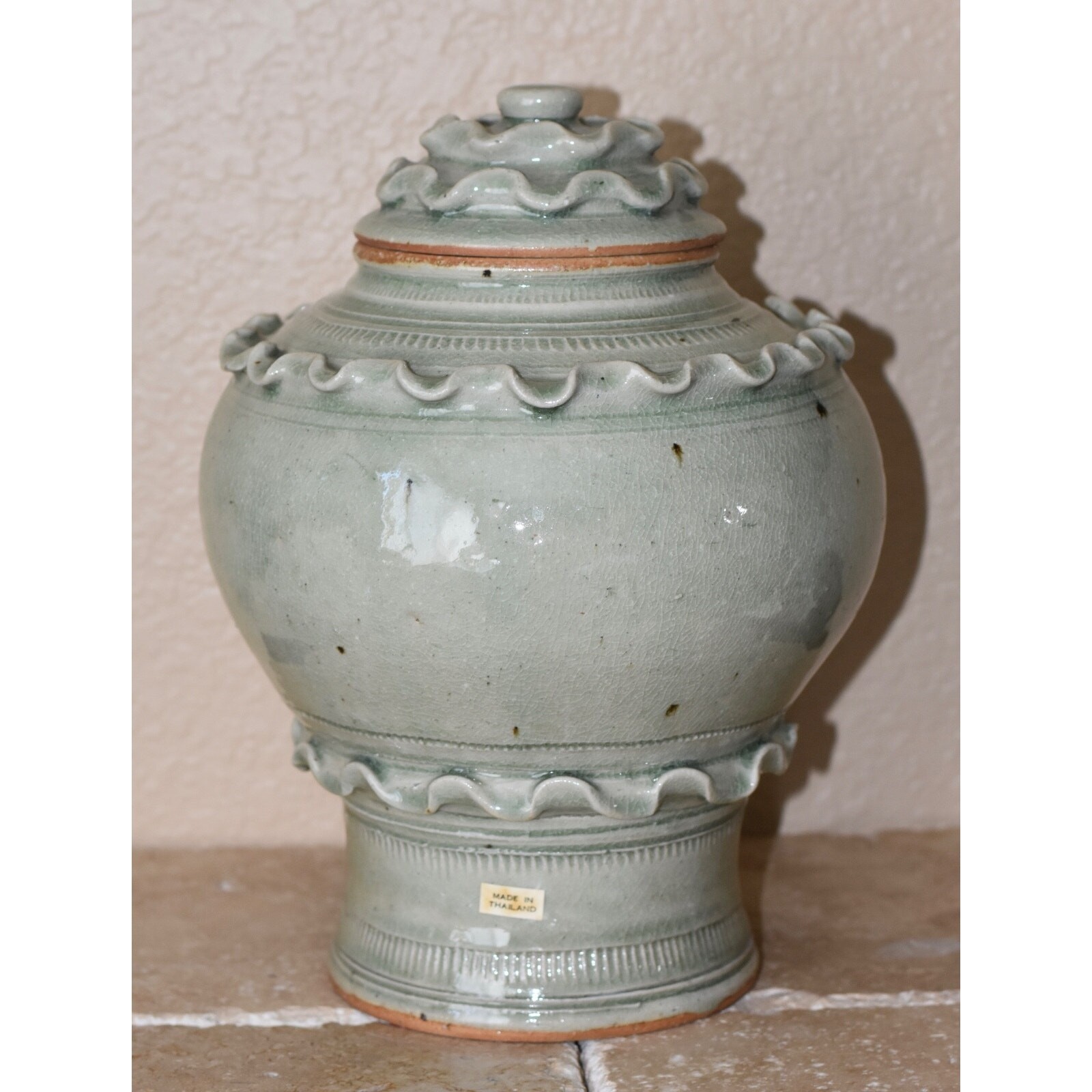 Thai Celadon-Glazed Crackle Stoneware Hu Vessel Temple Jar With Lid Thai Celadon-Glazed Crackle Stoneware Hu Vessel Temple Jar With Lid