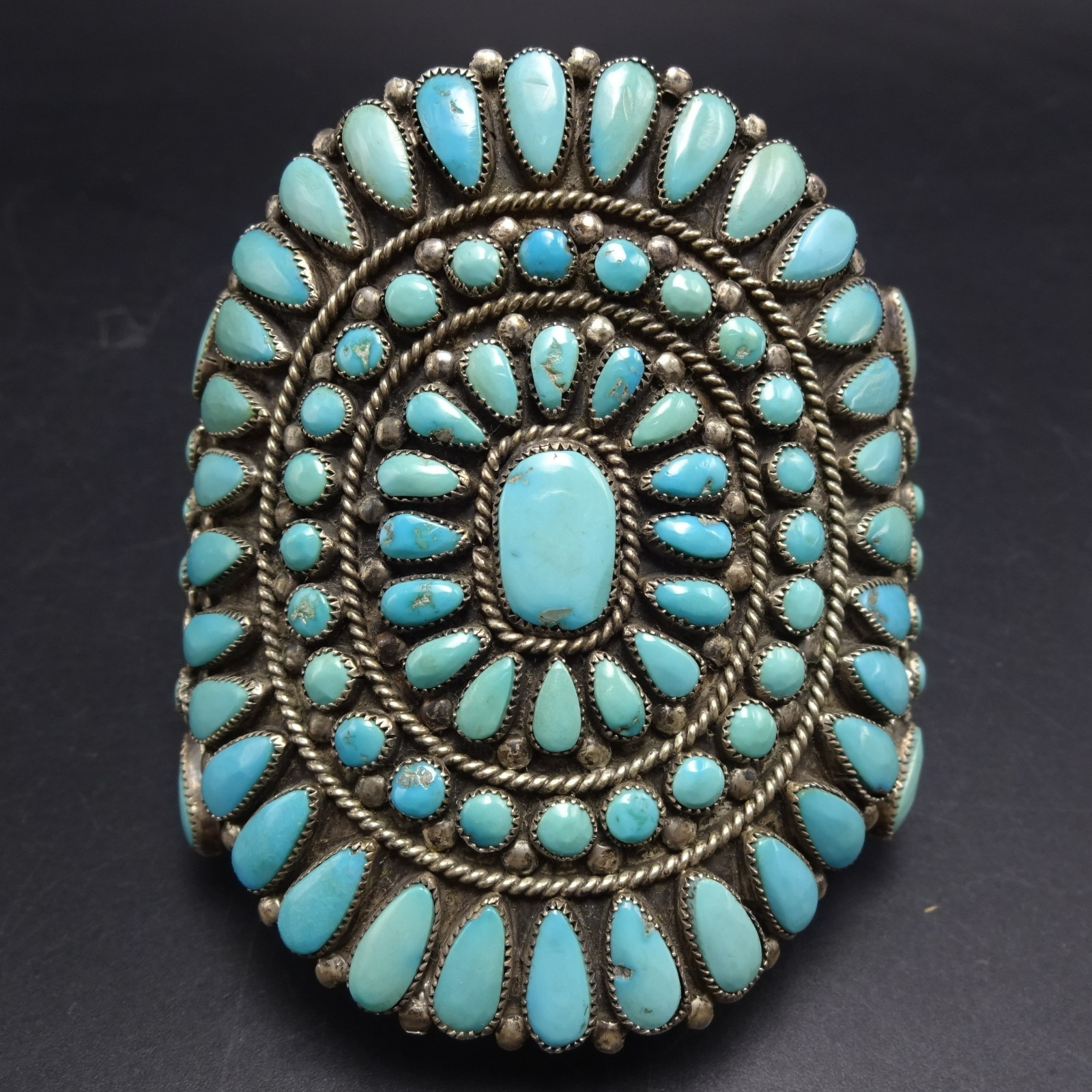 HUGE Vintage Zuni ROBERT LEEKYA Sterling Silver TURQUOISE CLUSTER Cuff BRACELET HUGE Vintage Zuni ROBERT LEEKYA Sterling Silver TURQUOISE CLUSTER Cuff BRACELET