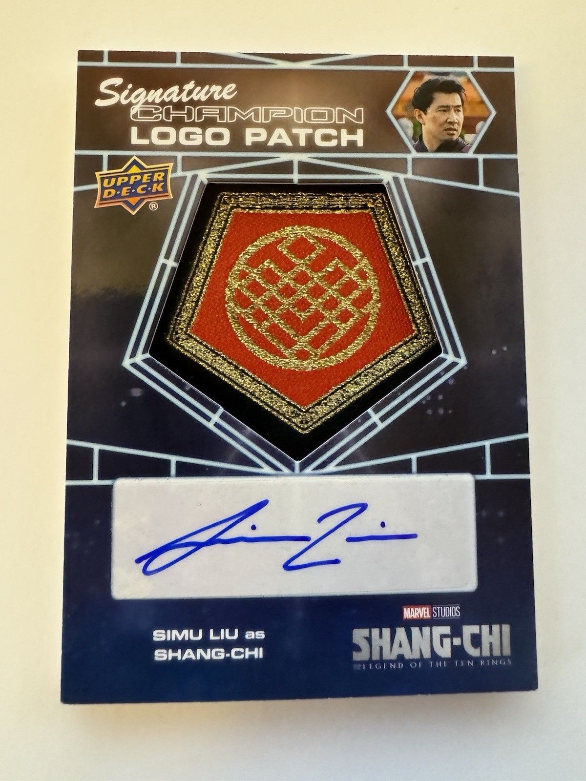 Simu Liu /25 Signature Champion Logo Patch Marvel Shang Chi Legend Ten Ring Auto Simu Liu /25 Signature Champion Logo Patch Marvel Shang Chi Legend Ten Ring Auto