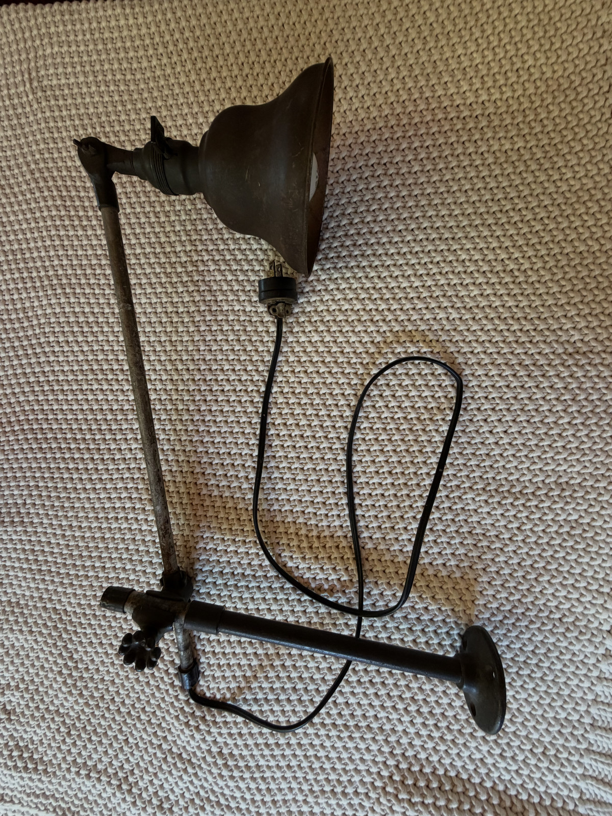 Antique O.C. White Industrial Joint Lamp 1893 Patent GE Paddle Socket Bell Shade