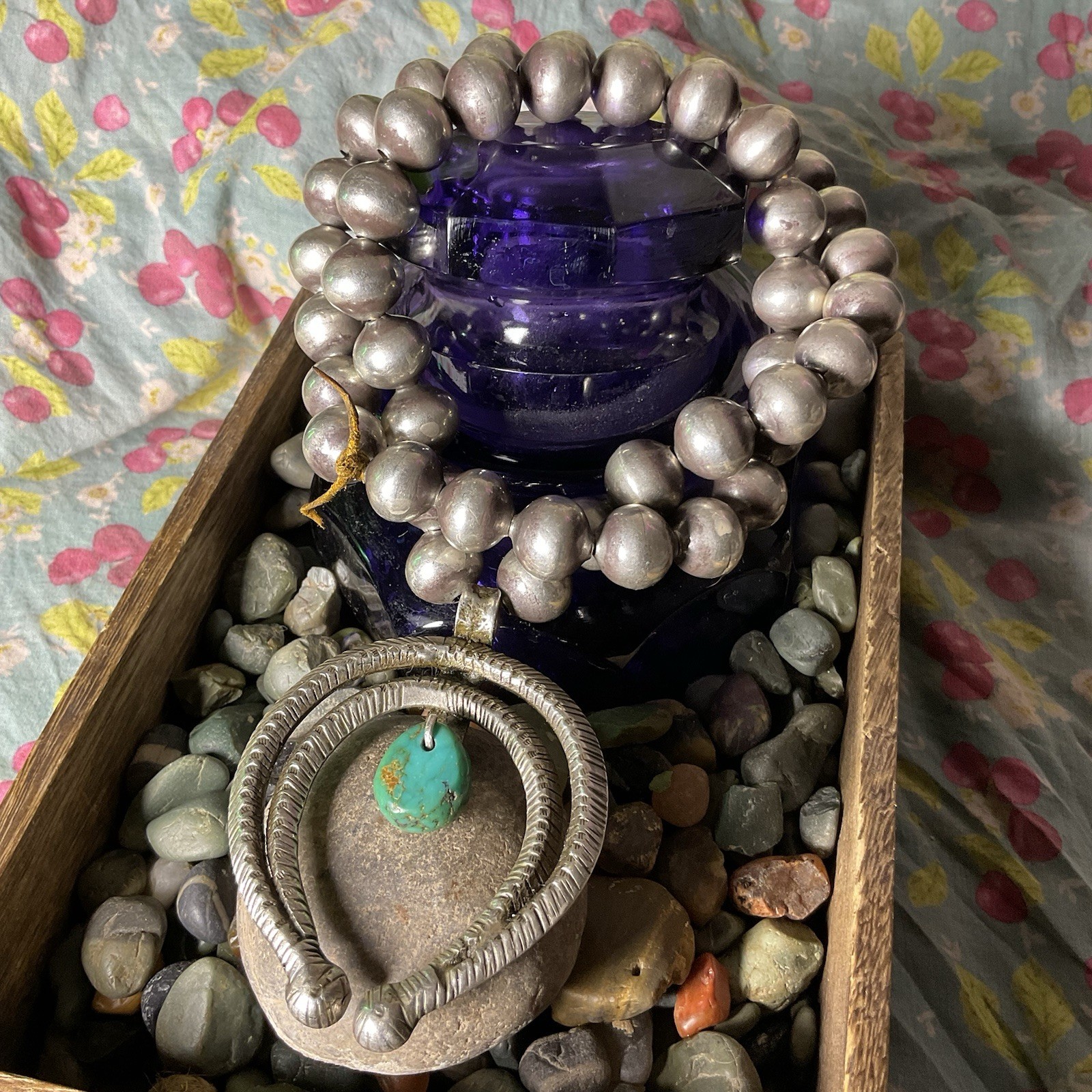 1890s -1900s BIG LARGE NAJA Navajo Pearls Bench BeadsTURQUOISE Squash Necklace