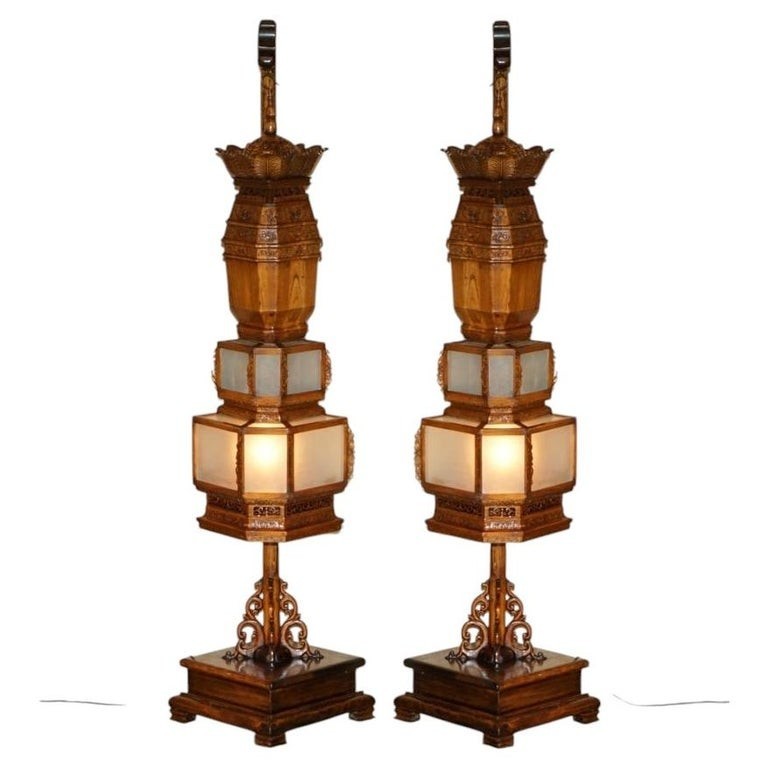 PAIR OF 196CM TALL DRAGON FLOOR STANDING ORNAELTY CARVED CHINESE PAGODA LAMPS PAIR OF 196CM TALL DRAGON FLOOR STANDING ORNAELTY CARVED CHINESE PAGODA LAMPS