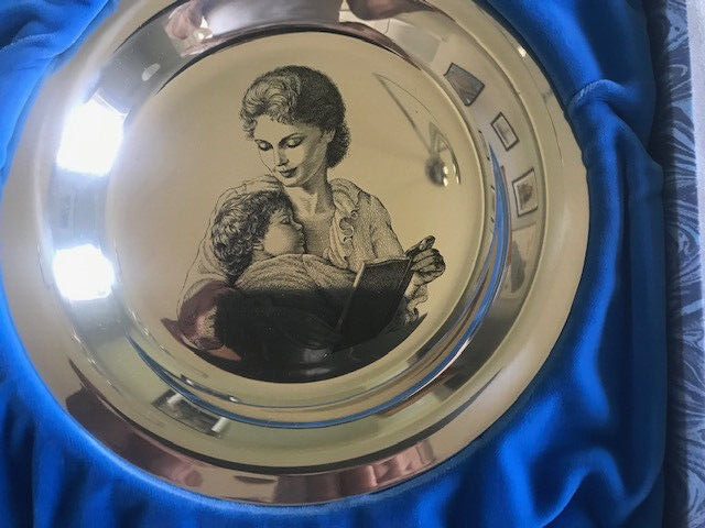 1974 Solid Sterling Silver Franklin Mint Mothers Day Plate Mother And Child
