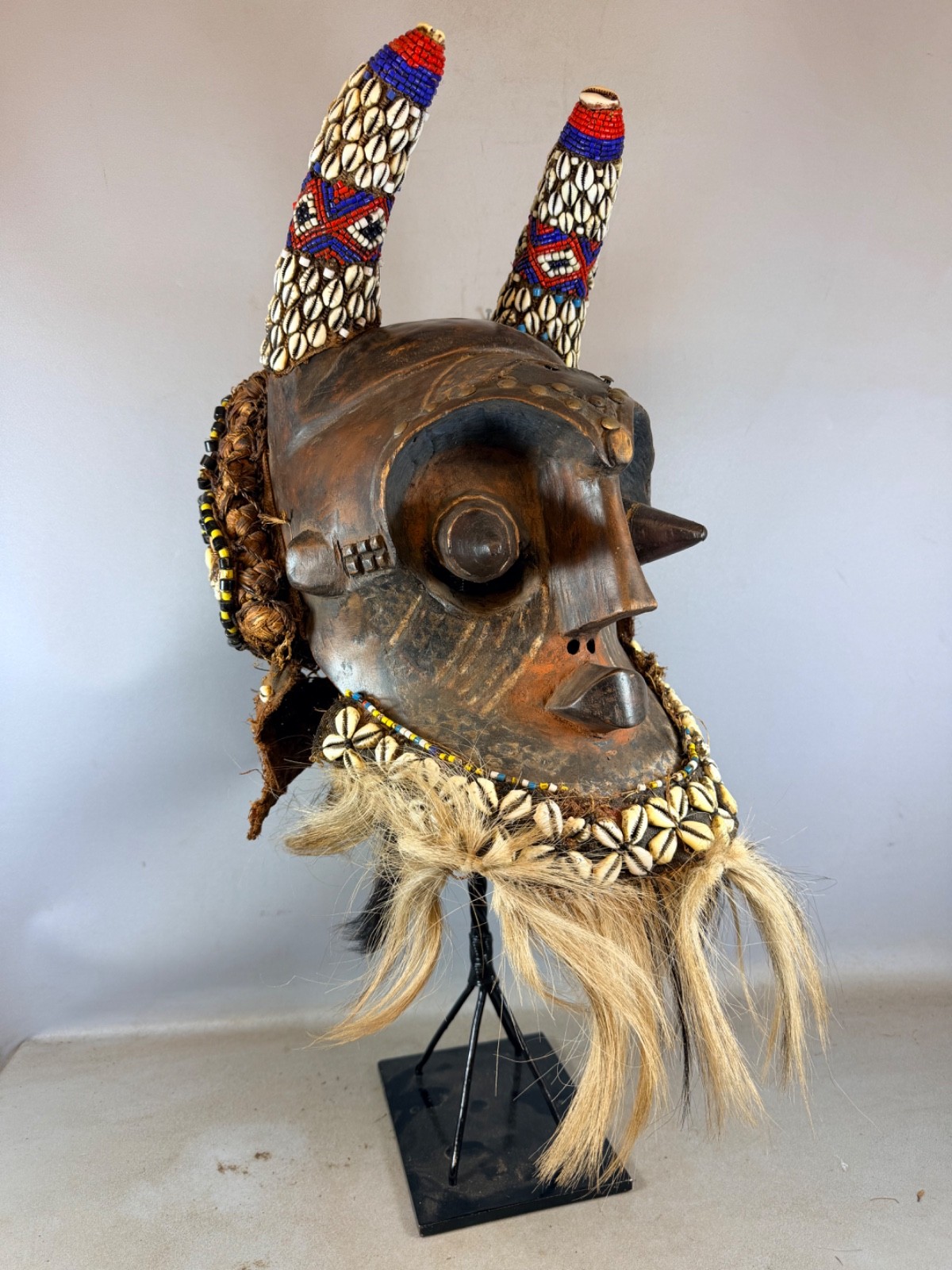 260607 - Rare Antique African Ngeende Isheen Imalu mask from the Kuba - Congo 260607 - Rare Antique African Ngeende Isheen Imalu mask from the Kuba - Congo