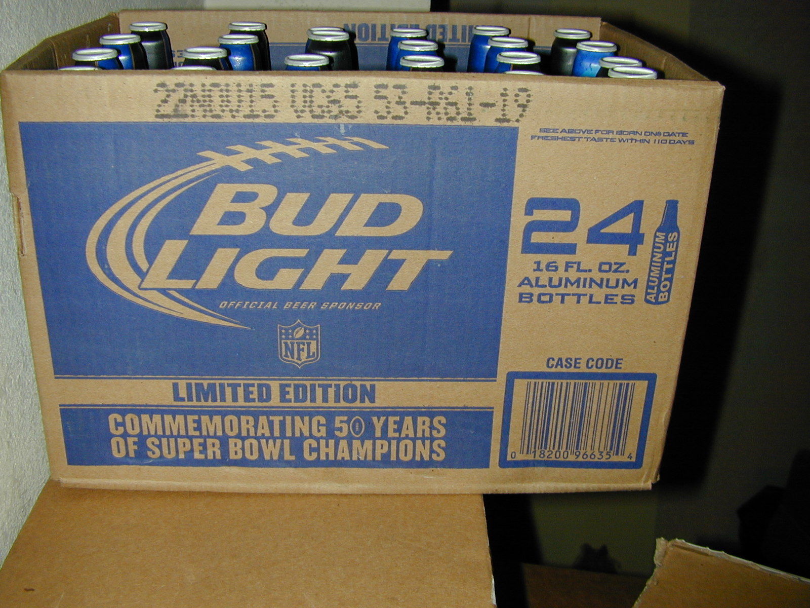 (24) BUD LIGHT SUPERBOWL 50 16 OZ VARIATION PEYTON MANNING DENVER PRY-OFF EMPTY 