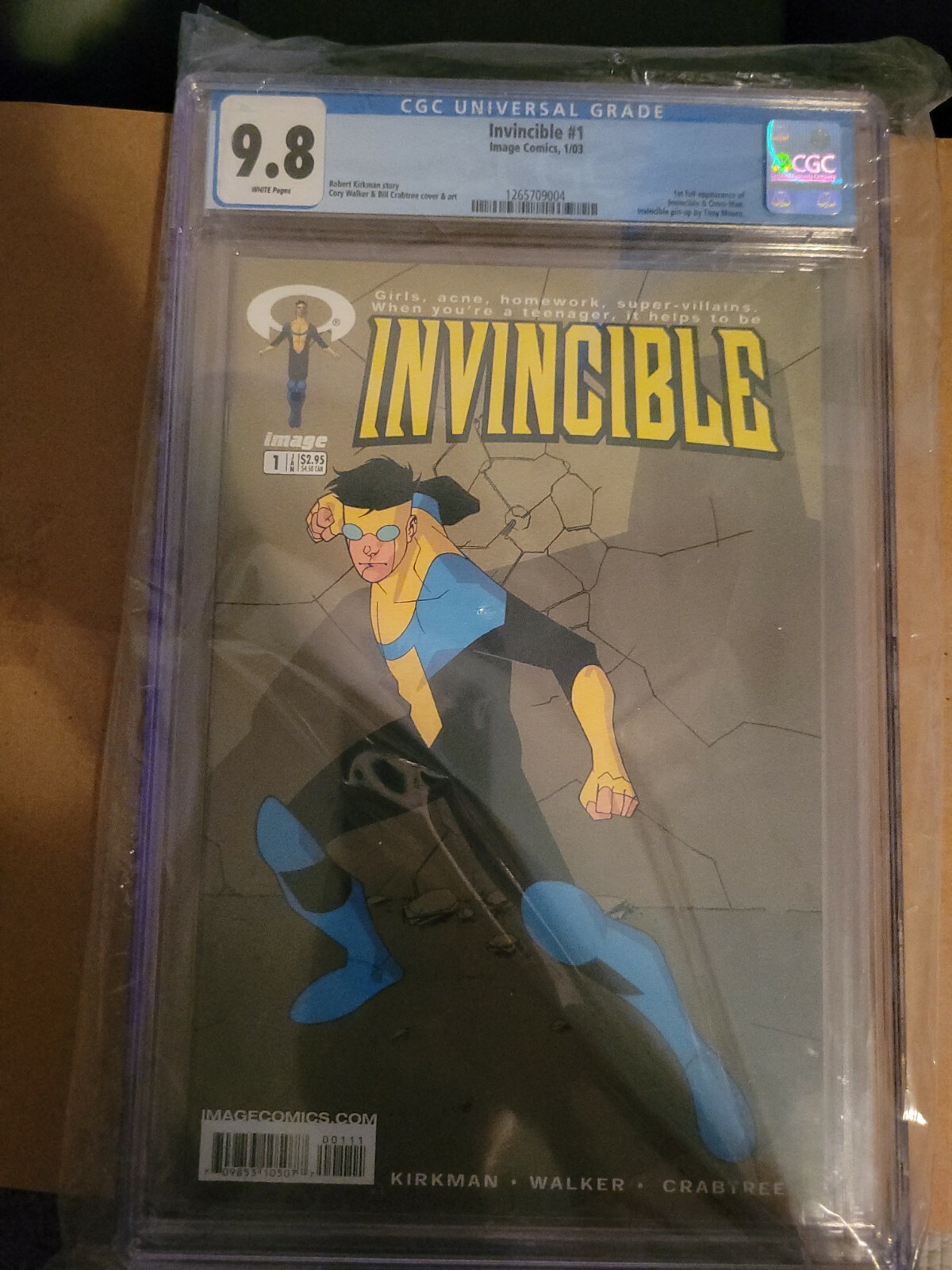 INVINCIBLE 1 CGC 9.8 - 1ST APPEARANCE INVINCIBLE & OMNI-MAN - KIRKMAN INVINCIBLE 1 CGC 9.8 - 1ST APPEARANCE INVINCIBLE & OMNI-MAN - KIRKMAN