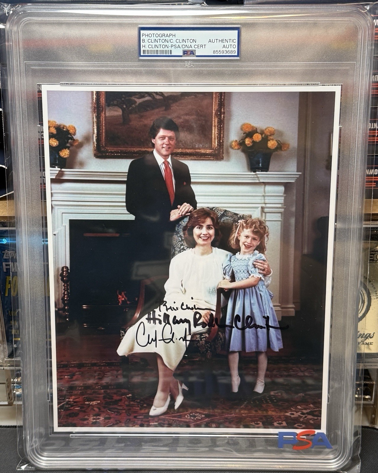 Bill Hillary & Chelsea Clinton Auto Signed 8x10 Photo PSA/DNA Auth. Encapsulated
