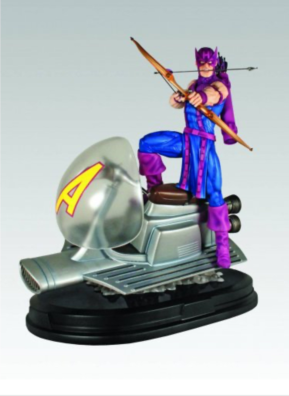Hawkeye On Sky-Cycle Statue Gentle Giant Hawkeye On Sky-Cycle Statue Gentle Giant