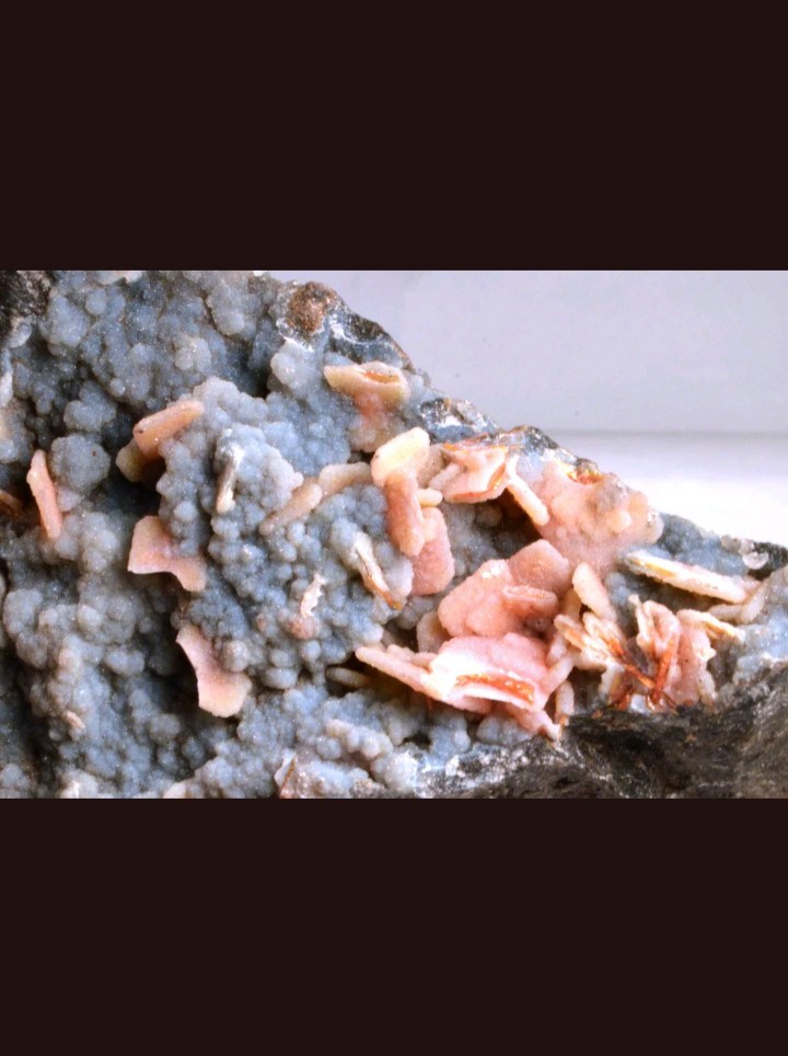 Beautiful Large Pink Orange Wulfenite On Blue Hemimorphite Rock & Mineral... Beautiful Large Pink Orange Wulfenite On Blue Hemimorphite Rock & Mineral...