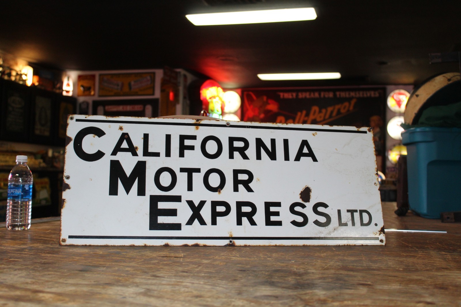 SCARCE 1930s CALIFORNIA MOTOR EXPRESS TRUCKING LTD PORCELAIN DEALER METAL SIGN SCARCE 1930s CALIFORNIA MOTOR EXPRESS TRUCKING LTD PORCELAIN DEALER METAL SIGN