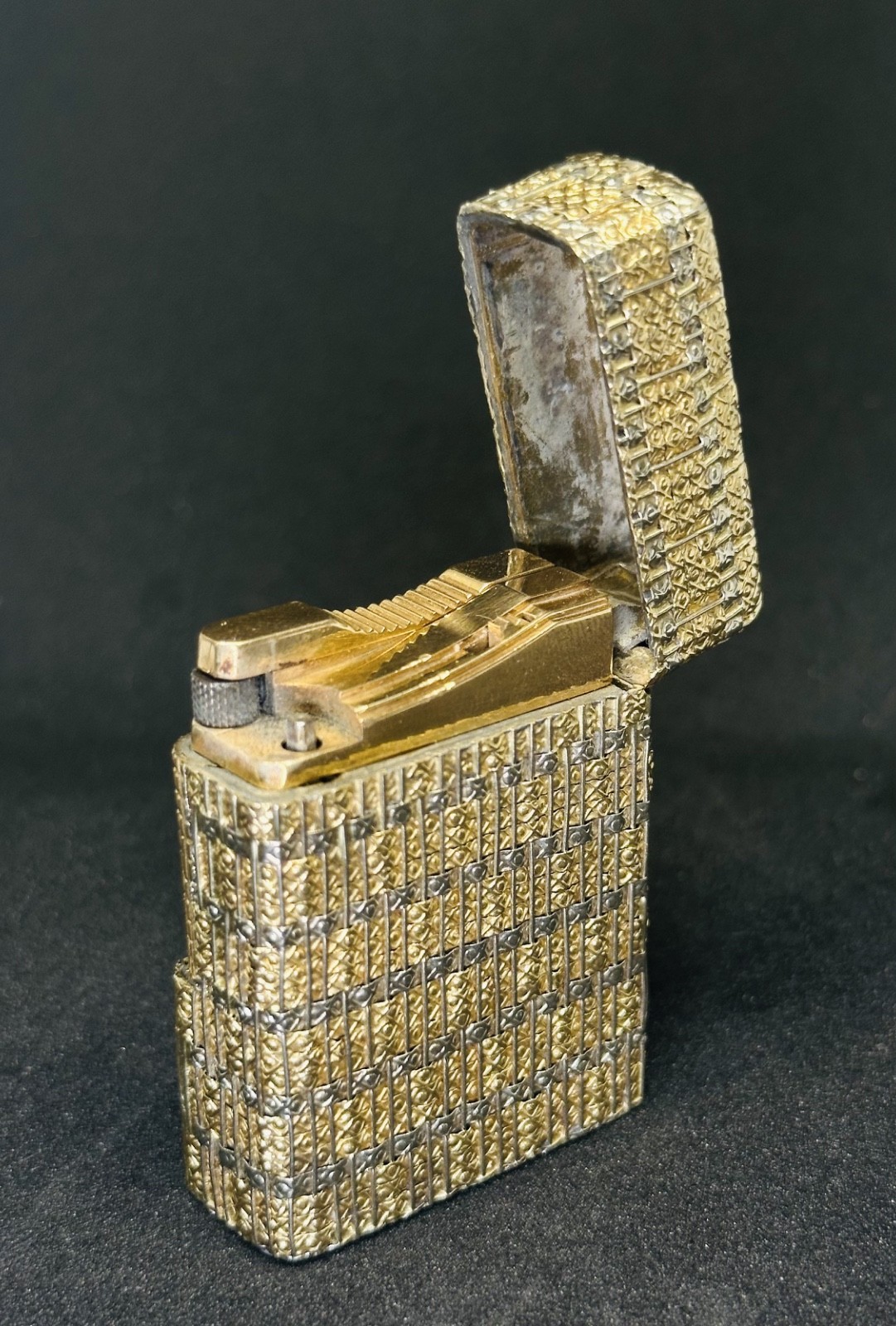 Vintage 18K Solid Gold Lighter Two Tone Basketweave 189AL Alessandria Italy 105g Vintage 18K Solid Gold Lighter Two Tone Basketweave 189AL Alessandria Italy 105g