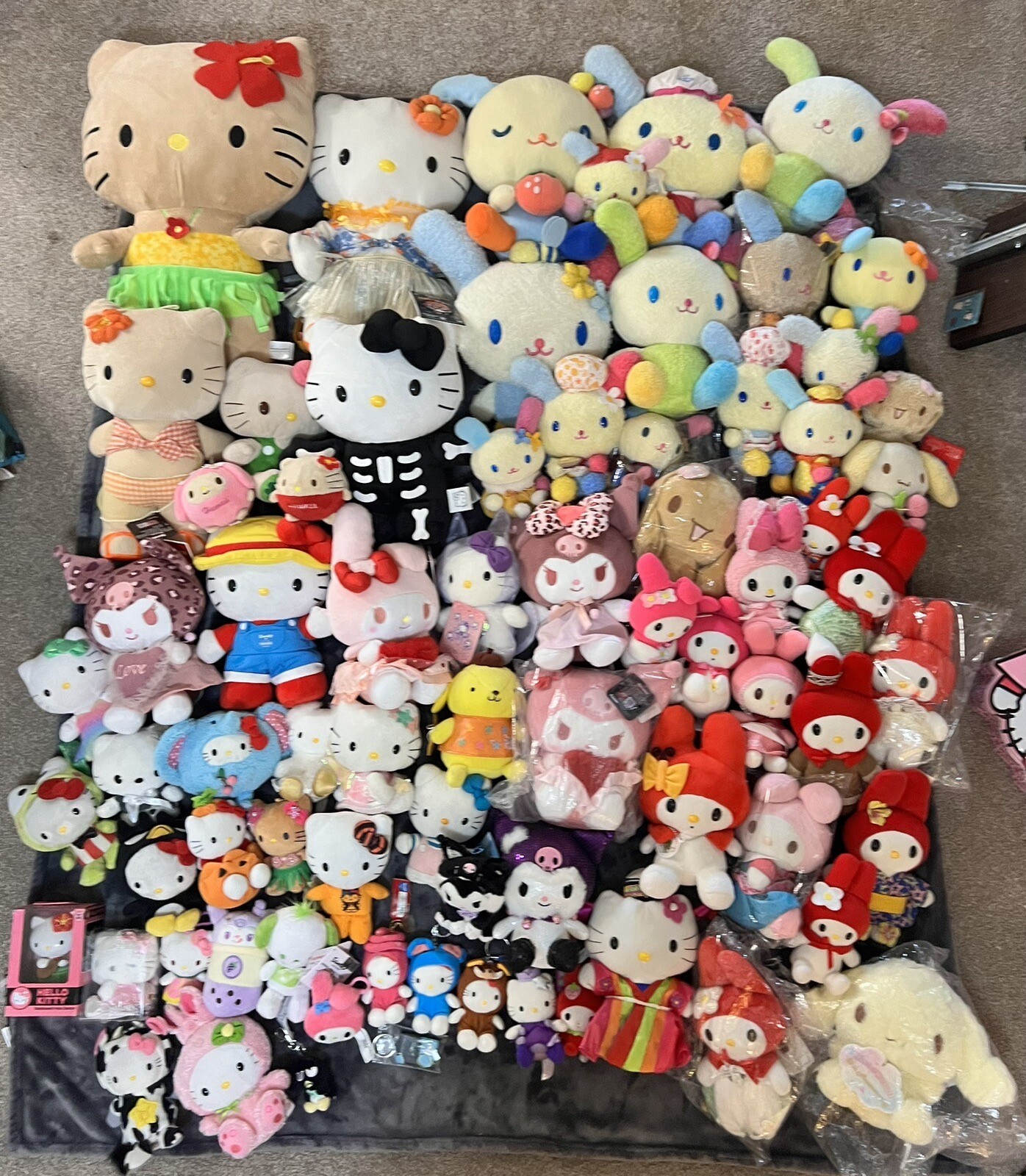 Vintage, Y2k Bulk Sanrio. usahana, Mocha, My Melody, Hello Kitty, Kuromi, Etc. Vintage, Y2k Bulk Sanrio. usahana, Mocha, My Melody, Hello Kitty, Kuromi, Etc.