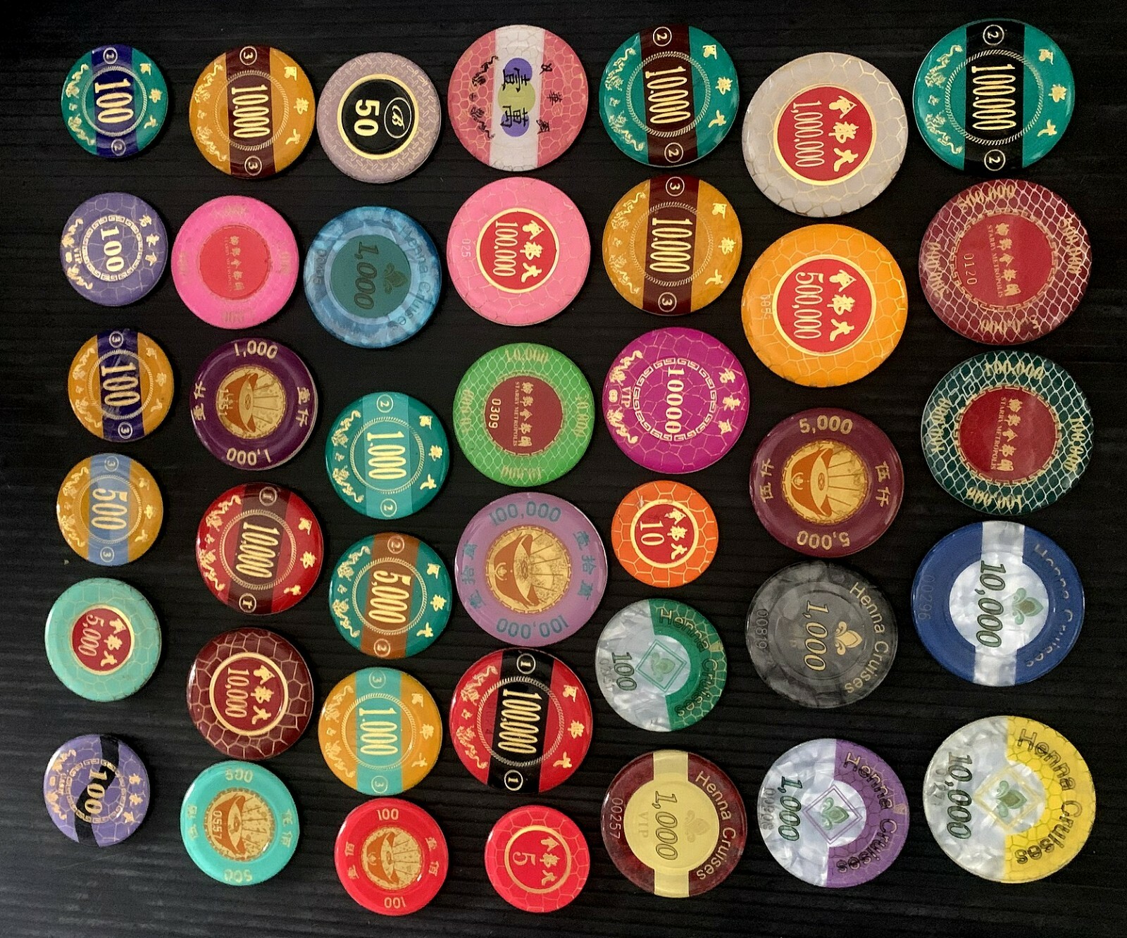 AOP Huge Collection of Casino Chips upto $1,000,000 (188 chips)
