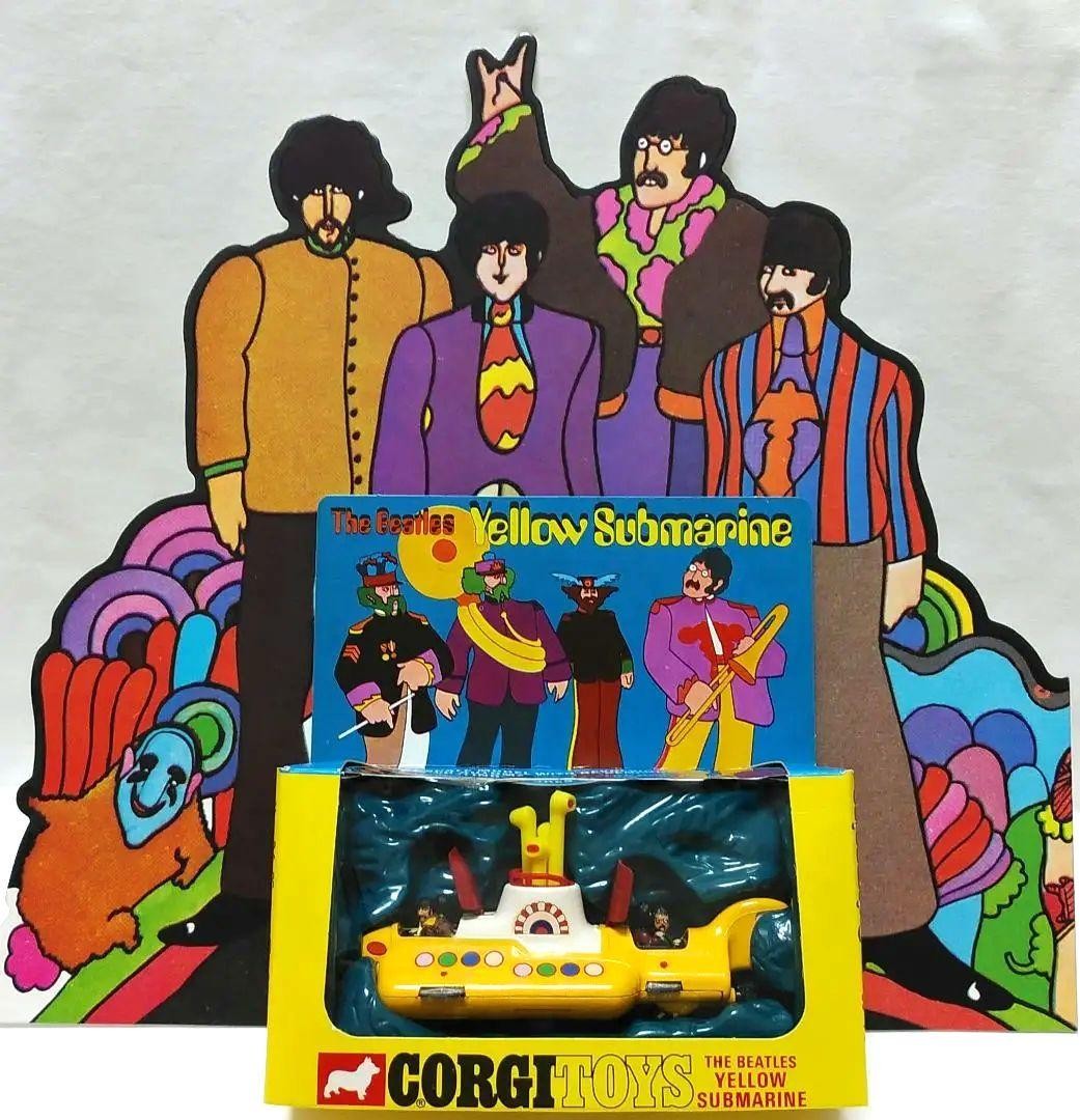 Beatles Yellow Submarine 1968 CORGI Original Car Figure Box Stand Rare Japan Beatles Yellow Submarine 1968 CORGI Original Car Figure Box Stand Rare Japan