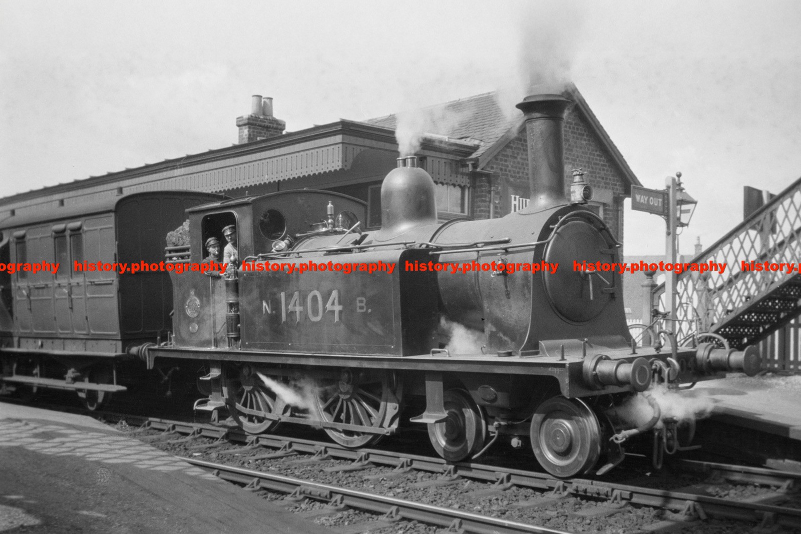 F021988 NBR locomotive Locomotive 4 4 0T No 1404 with passenger train GB 1900s F021988 NBR locomotive Locomotive 4 4 0T No 1404 with passenger train GB 1900s