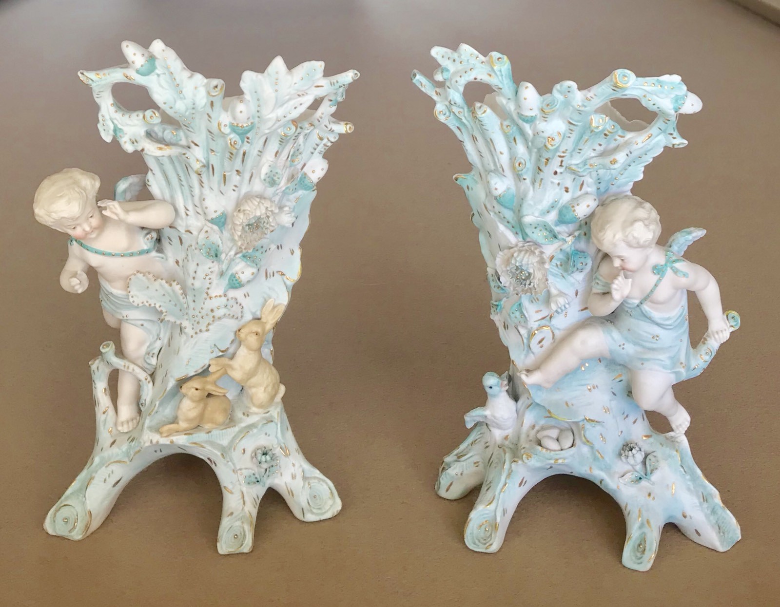 ANTIQUE PORCELAIN ELEGANT FIGURINE CHERUB ANGEL PUTTI SPILL VASES CORNUCOPIA ANTIQUE PORCELAIN ELEGANT FIGURINE CHERUB ANGEL PUTTI SPILL VASES CORNUCOPIA