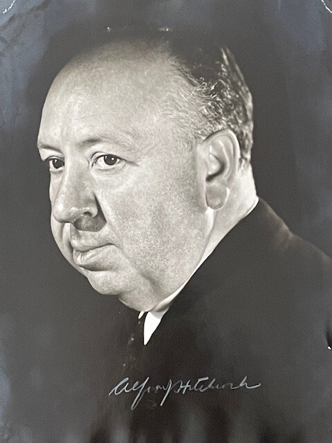 ALFRED HITCHCOCK SIGNED PHOTO, ENORMOUS 11 X 14 VINTAGE SILVER GELATIN ALFRED HITCHCOCK SIGNED PHOTO, ENORMOUS 11 X 14 VINTAGE SILVER GELATIN
