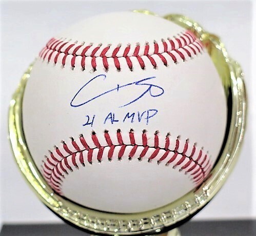 Shohei Otani autographed Official MLB ball with MVP photo included Super rare Shohei Otani autographed Official MLB ball with MVP photo included Super rare